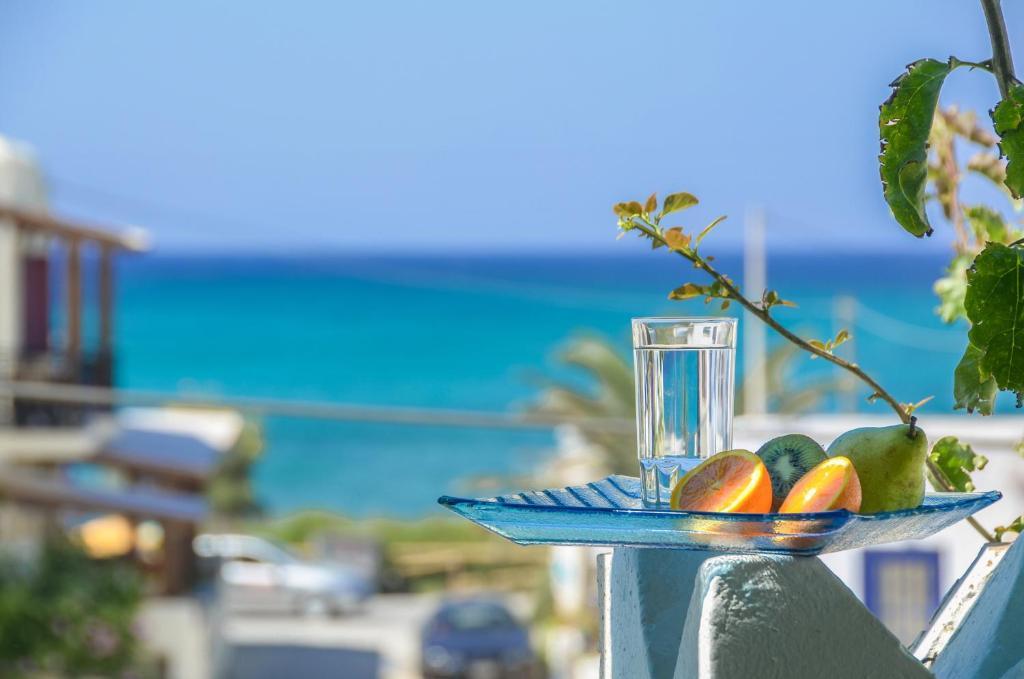Sunday Studios Agia Anna  Rum bild