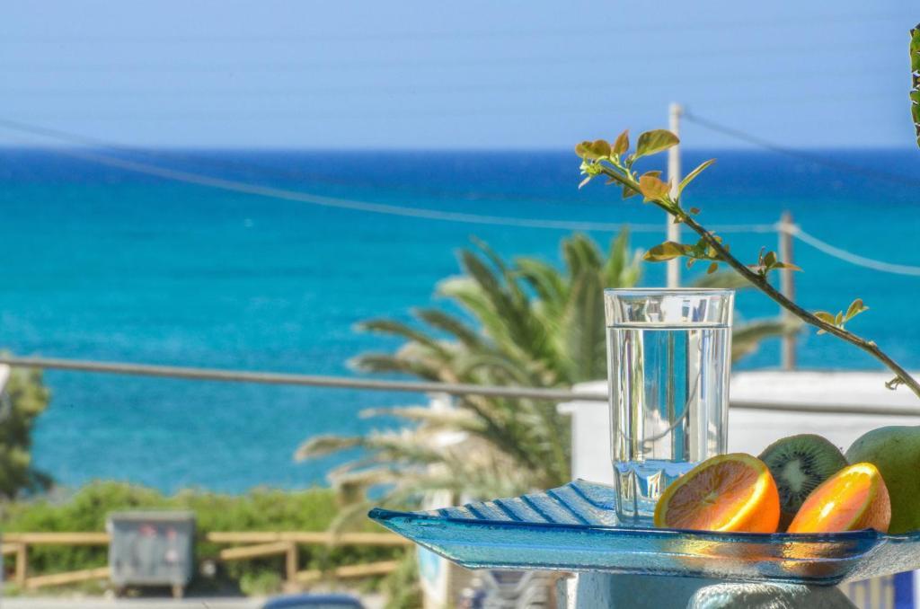 Sunday Studios Agia Anna  Rum bild