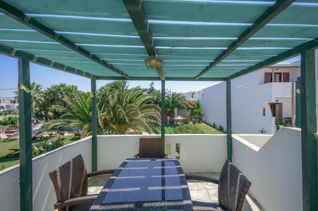 Sunday Studios Agia Anna  Rum bild