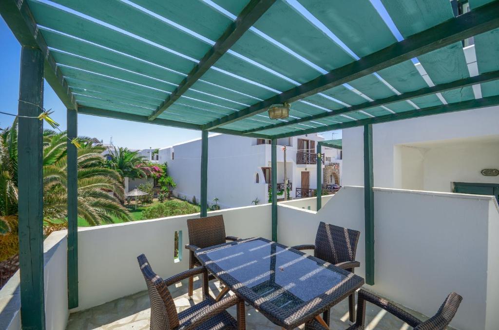 Sunday Studios Agia Anna  Rum bild